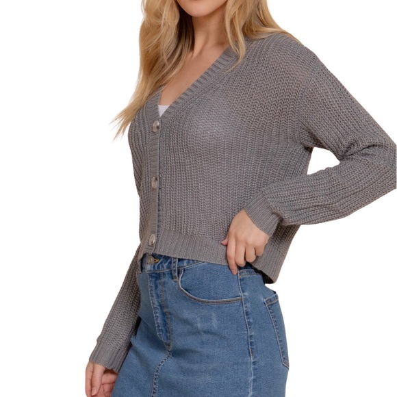 NWT Gray Long Sleeve Sweater Cardigan - Picture 2 of 5